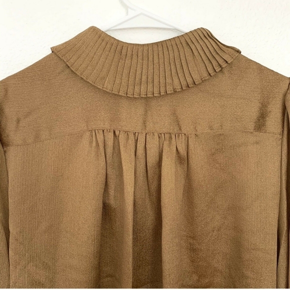 Ralph Lauren Gold Pleated Blouse - Picture 8 of 10